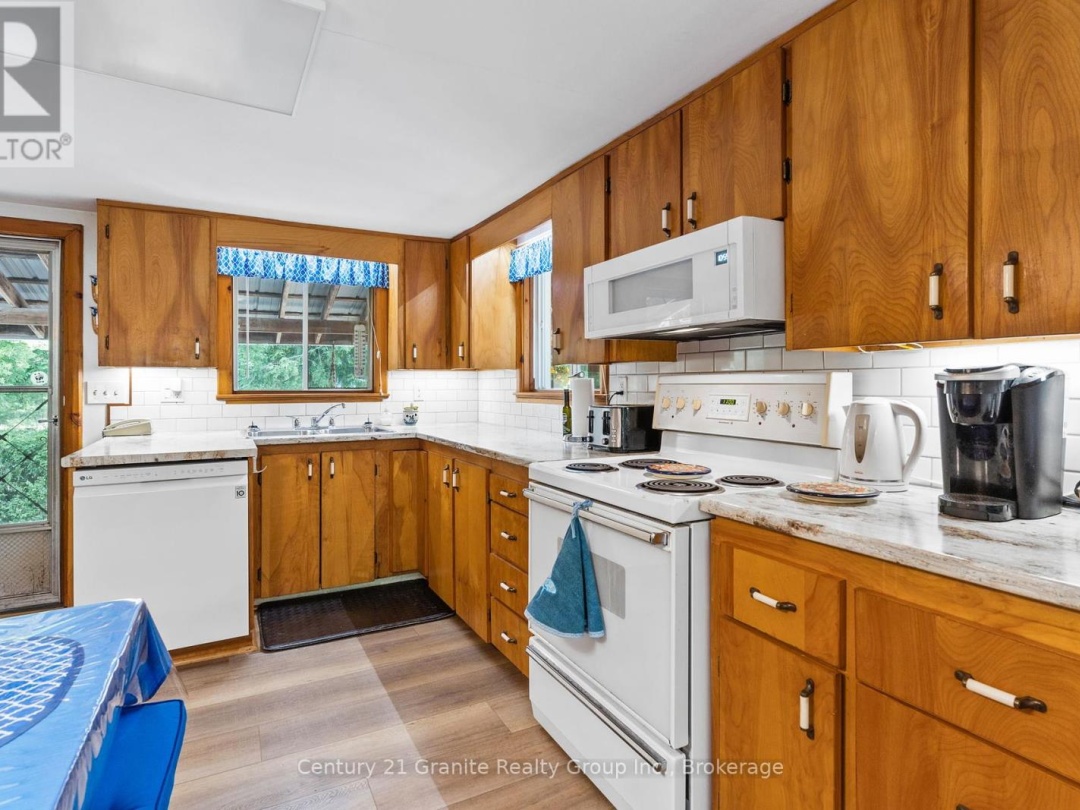 7575 HIGHWAY 35, 