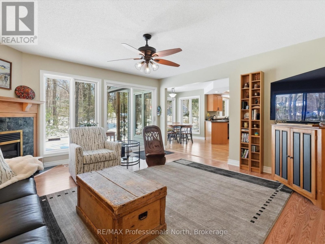 31 THE GRANITE BLUFF, Bracebridge (Macaulay)