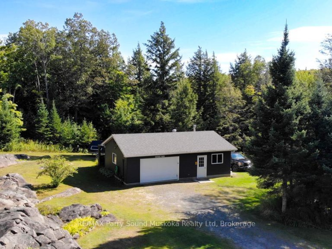127 BURNETTS ROAD, Manitouwabing Lake
