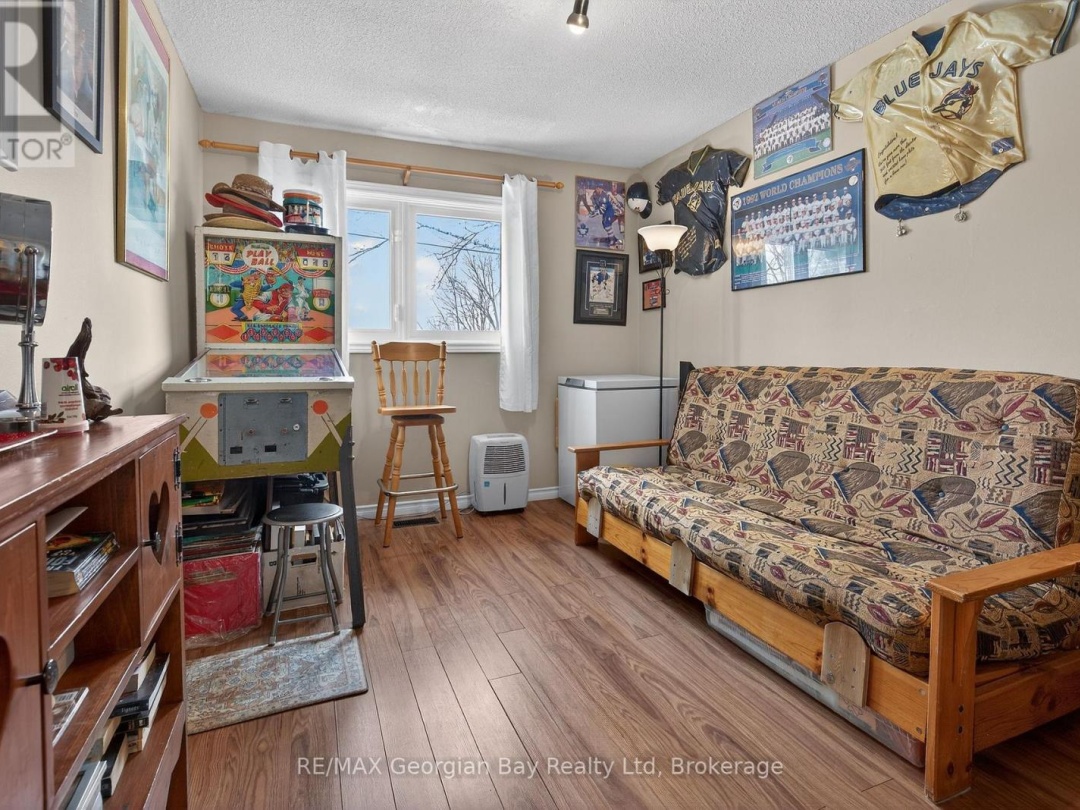480 BRODERICK STREET, Tay (Port McNicoll)