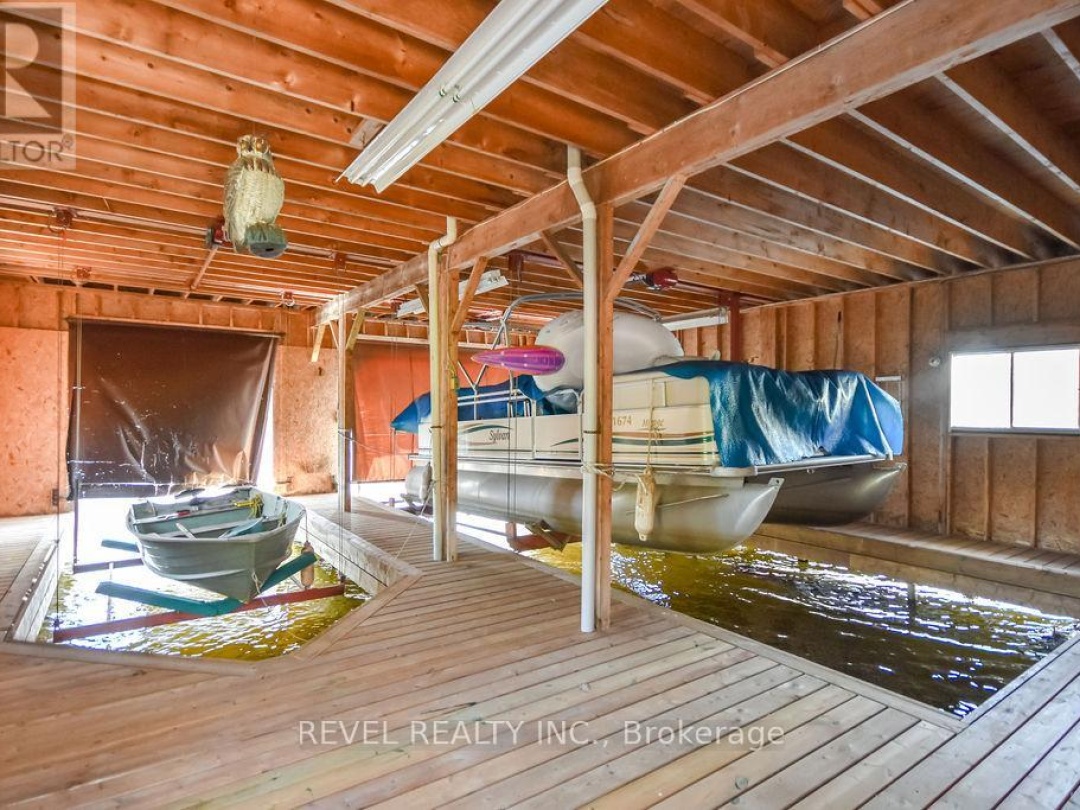 180 LAKE ROAD, Baxter Lake