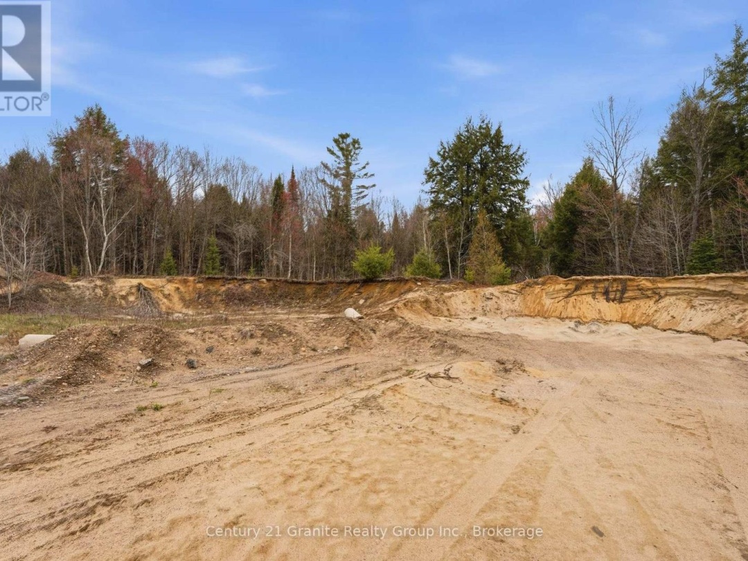 1314 HUNTER CREEK ROAD, Minden Hills (Lutterworth)