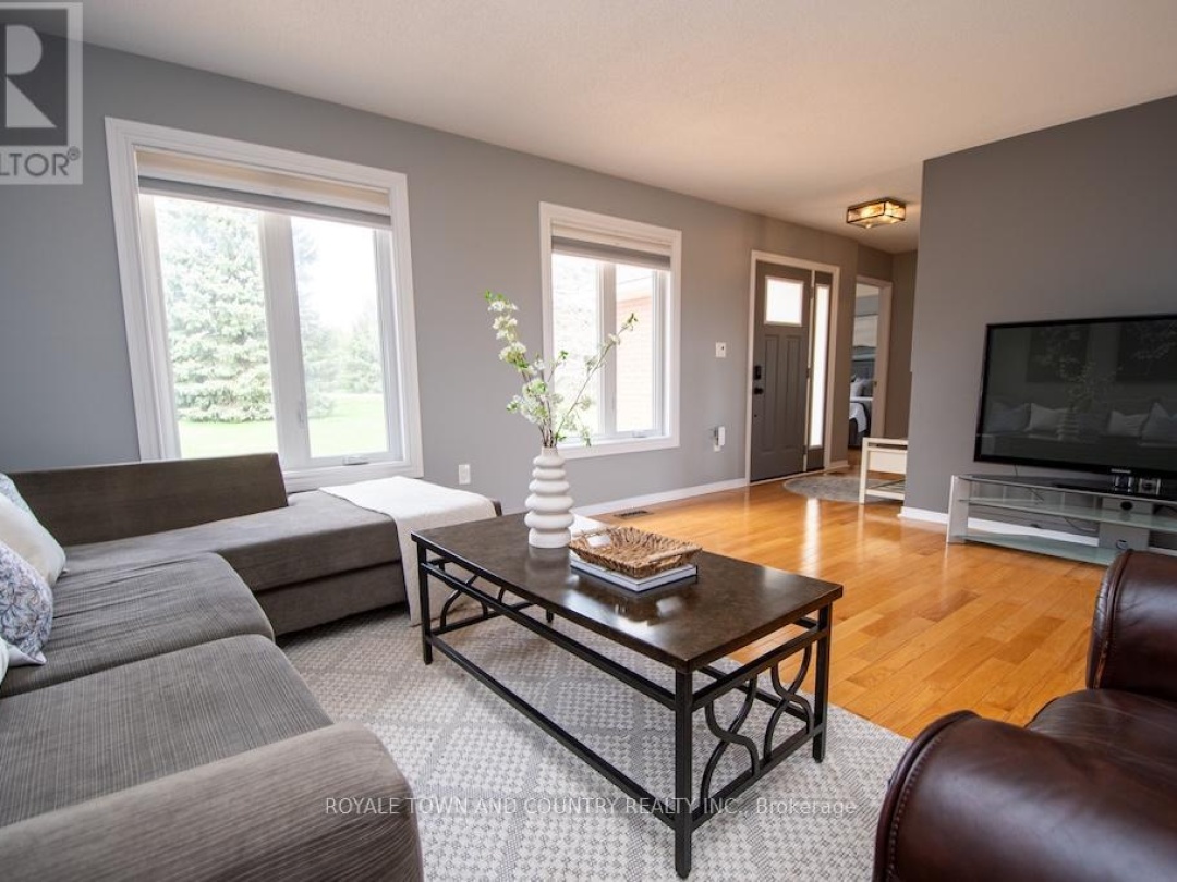116 Cresswell Road, Kawartha Lakes (Manilla)