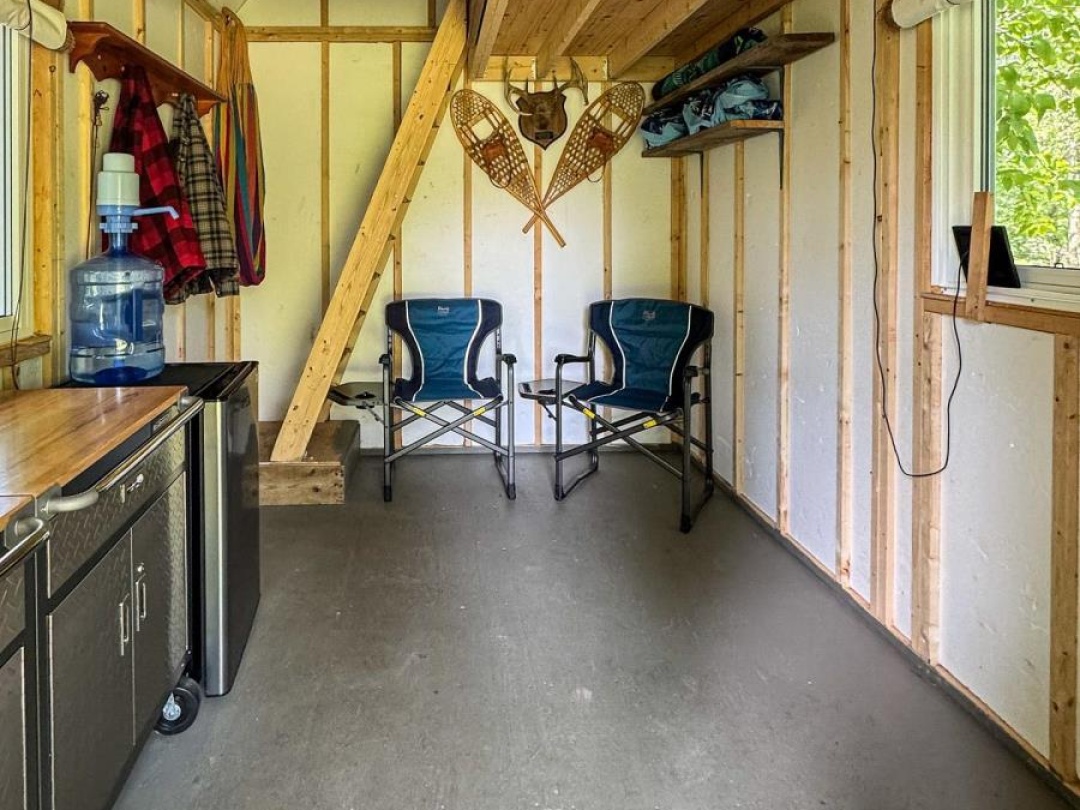 1068 HARTLEY ROAD, Severn River