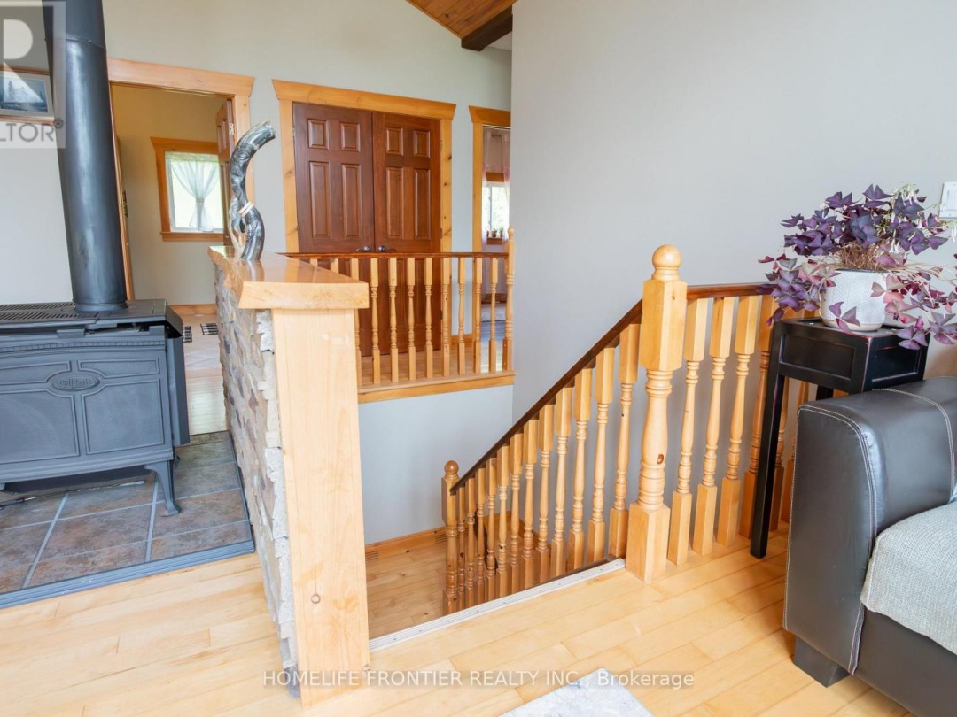 1019 SILK LANE, North Otter Lake