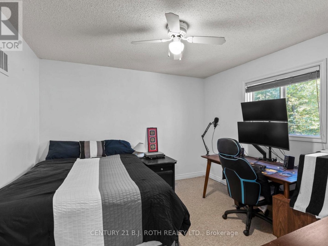53 SLALOM DRIVE, Oro-Medonte (Moonstone)