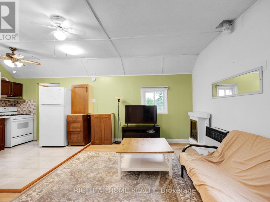 25 PLAYFAIR DRIVE, 