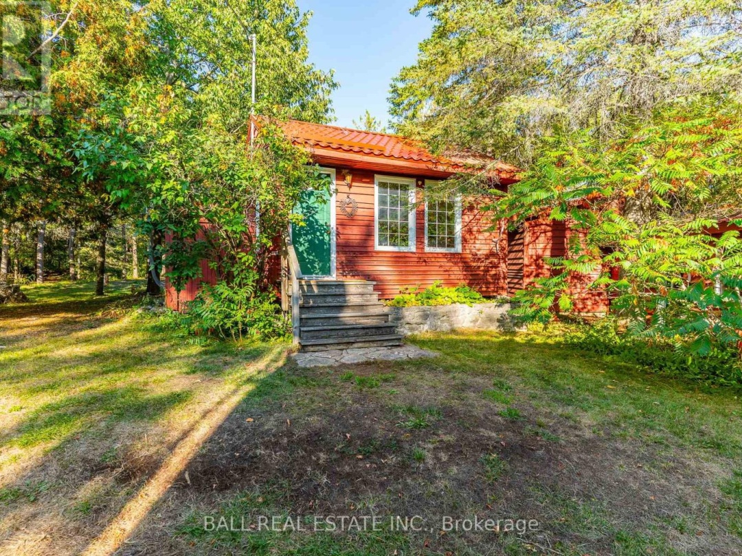 849 COUNTY RD 49, 