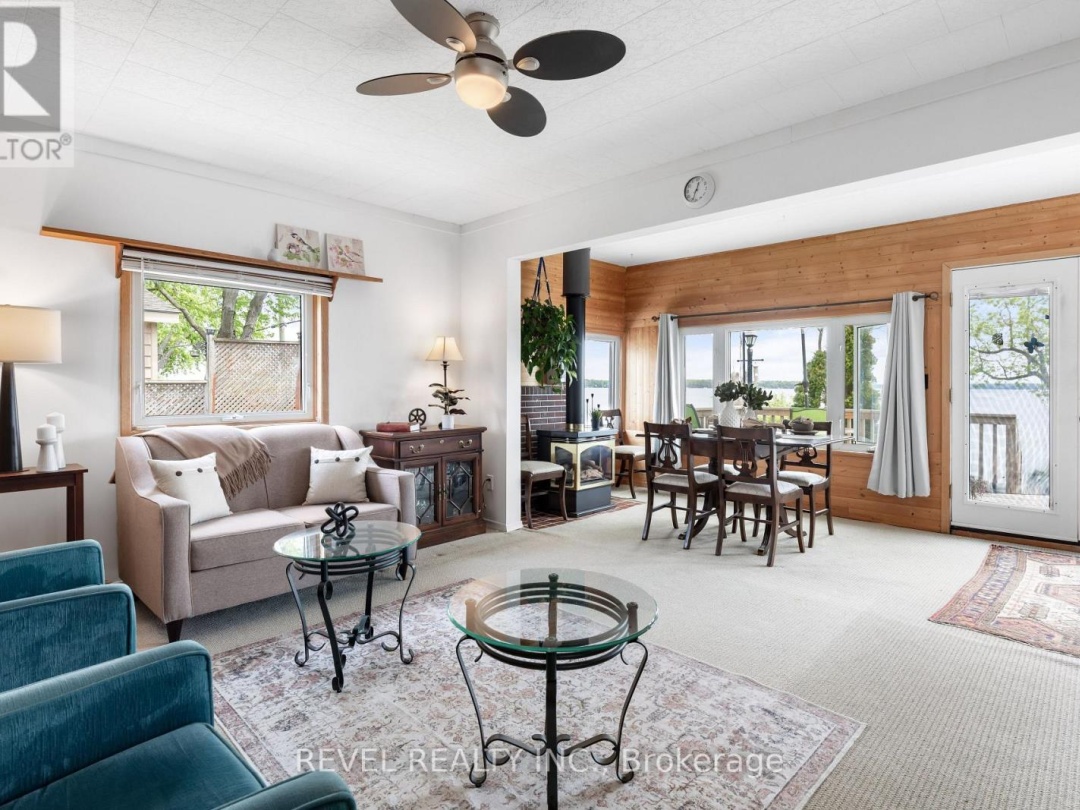 483 LONG BEACH ROAD, Sturgeon Lake