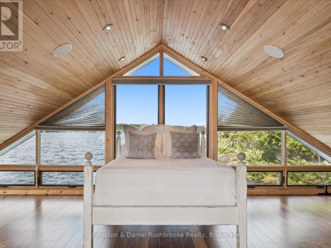 2-1350 STEPHENS BAY ROAD, Lake Muskoka