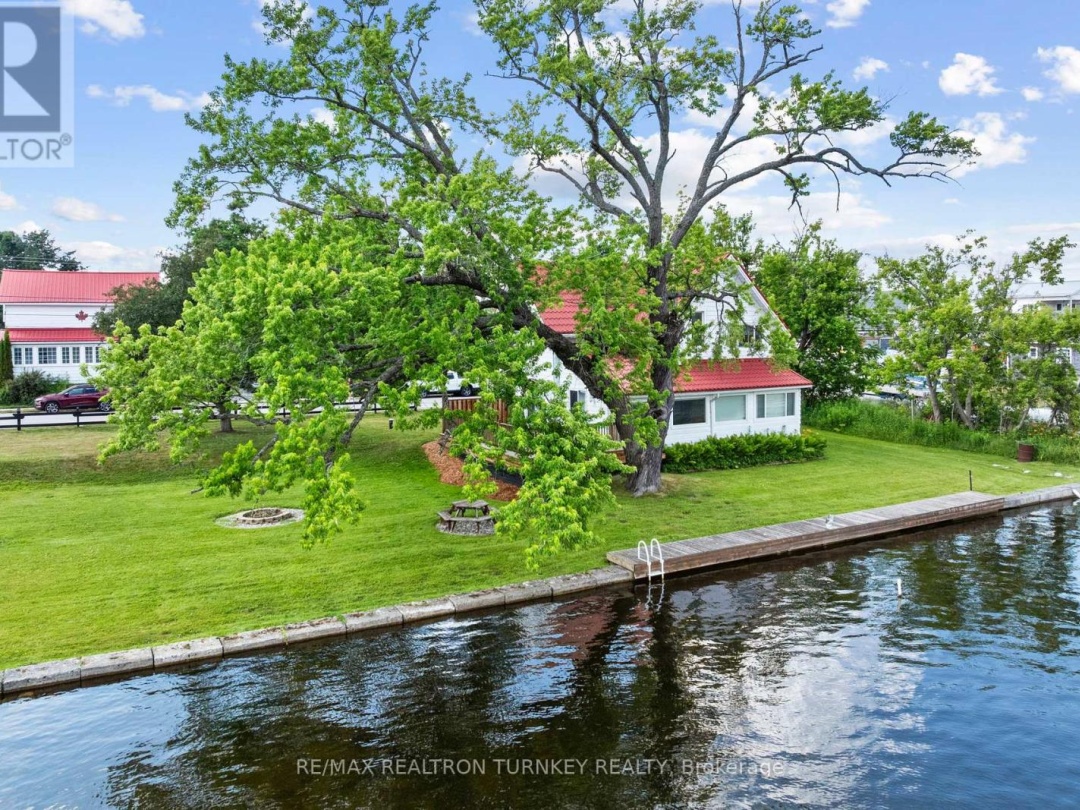 15 NORTH WATER STREET, Gull River