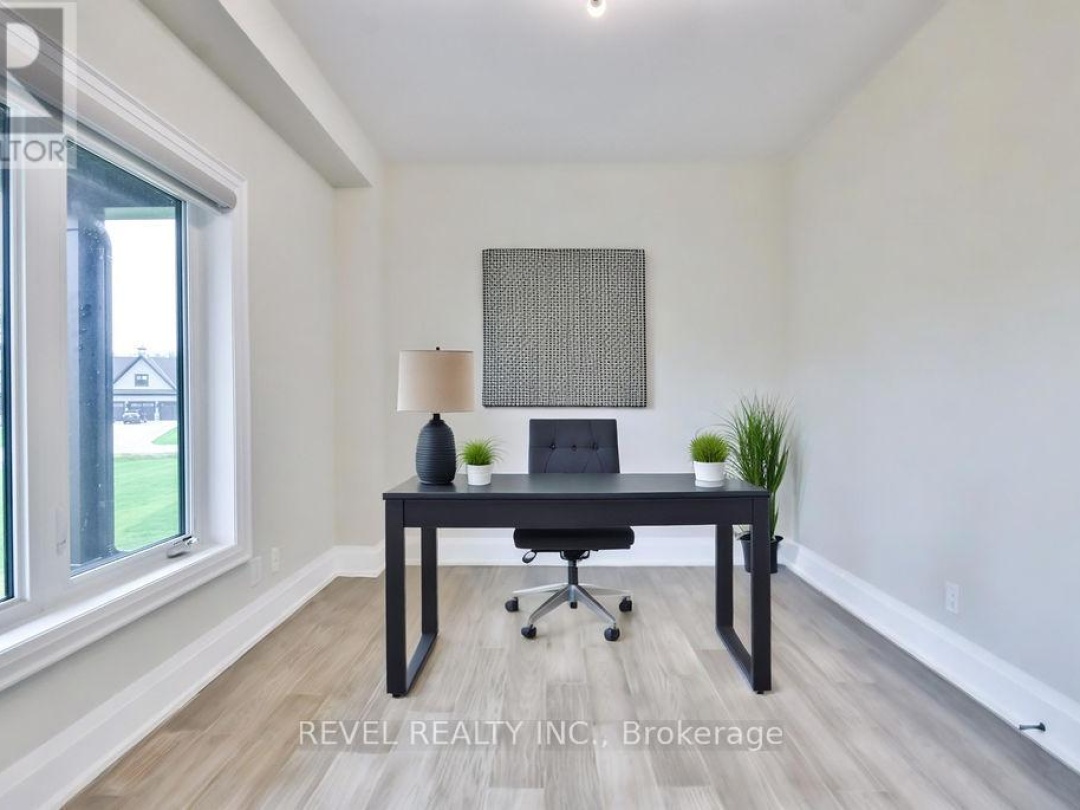 4 CLYDESDALE COURT, 