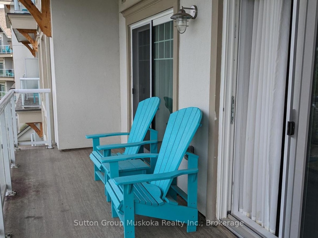 318 - 25 PEN LAKE POINT ROAD, 