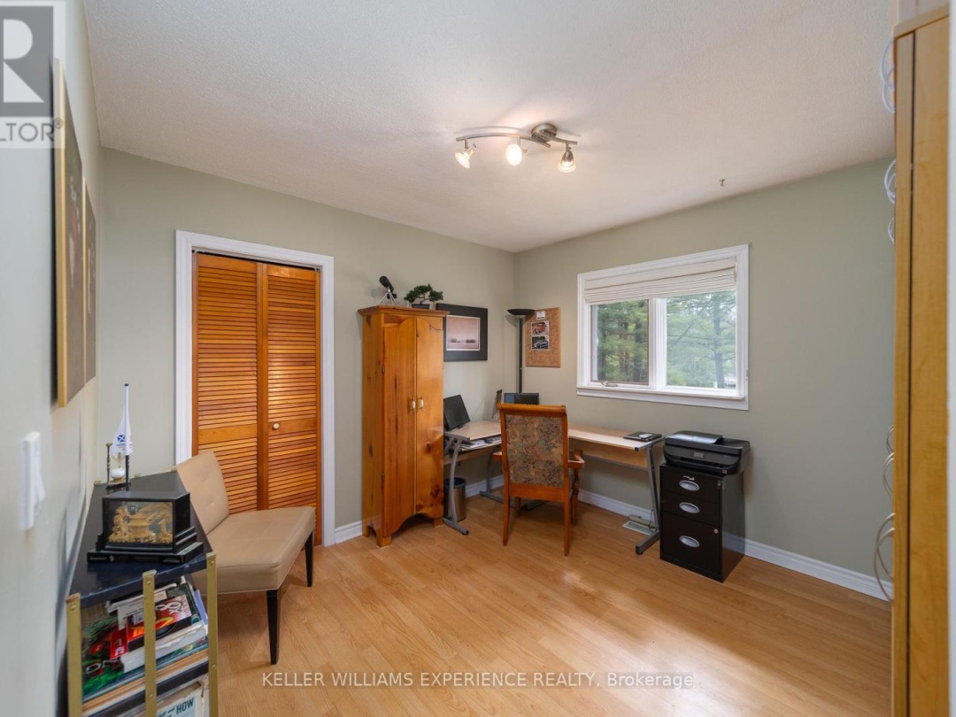 1936 PENINSULA POINT ROAD, 
