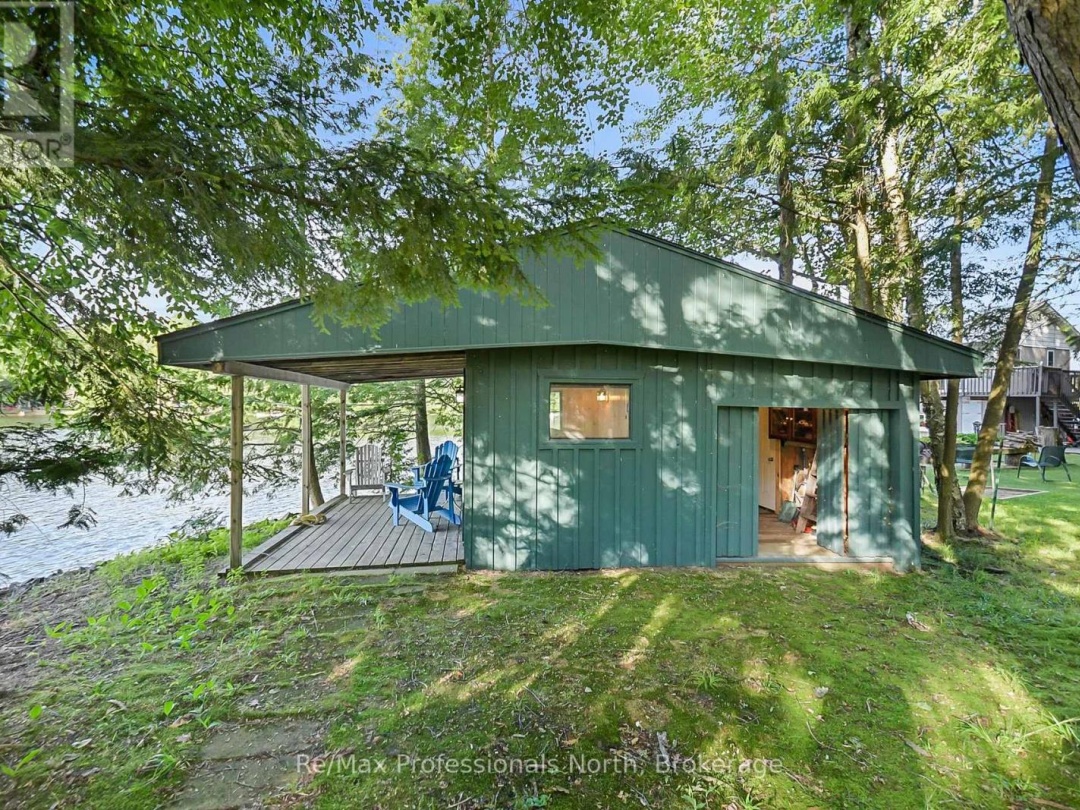 3-4 MB HENRY ISLAND, 