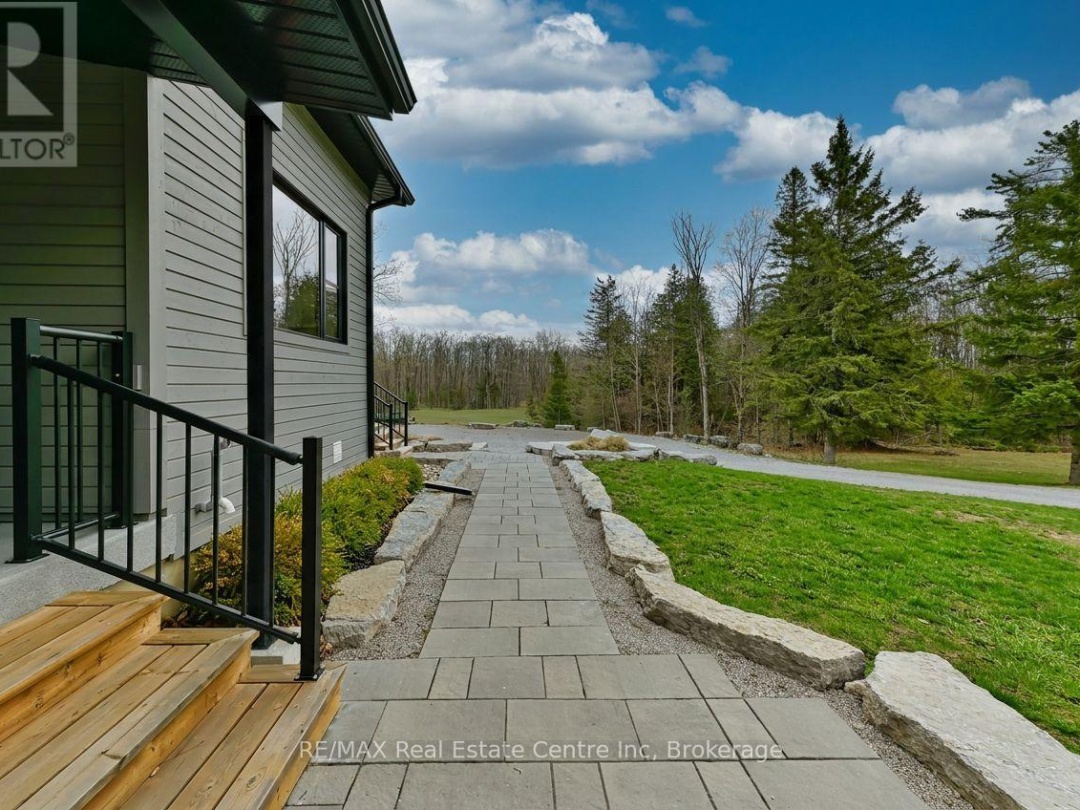 25 FIRE ROUTE 129, Trent Lakes