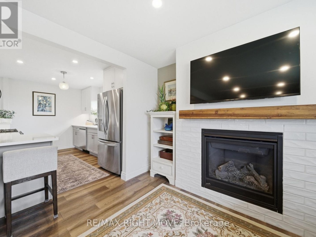 84 BRANT STREET W, Orillia