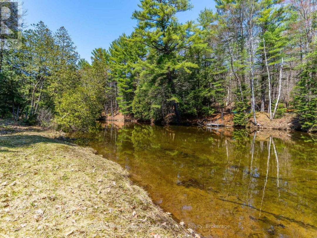1065 CLOVERLEAF ROAD, Kennisis River