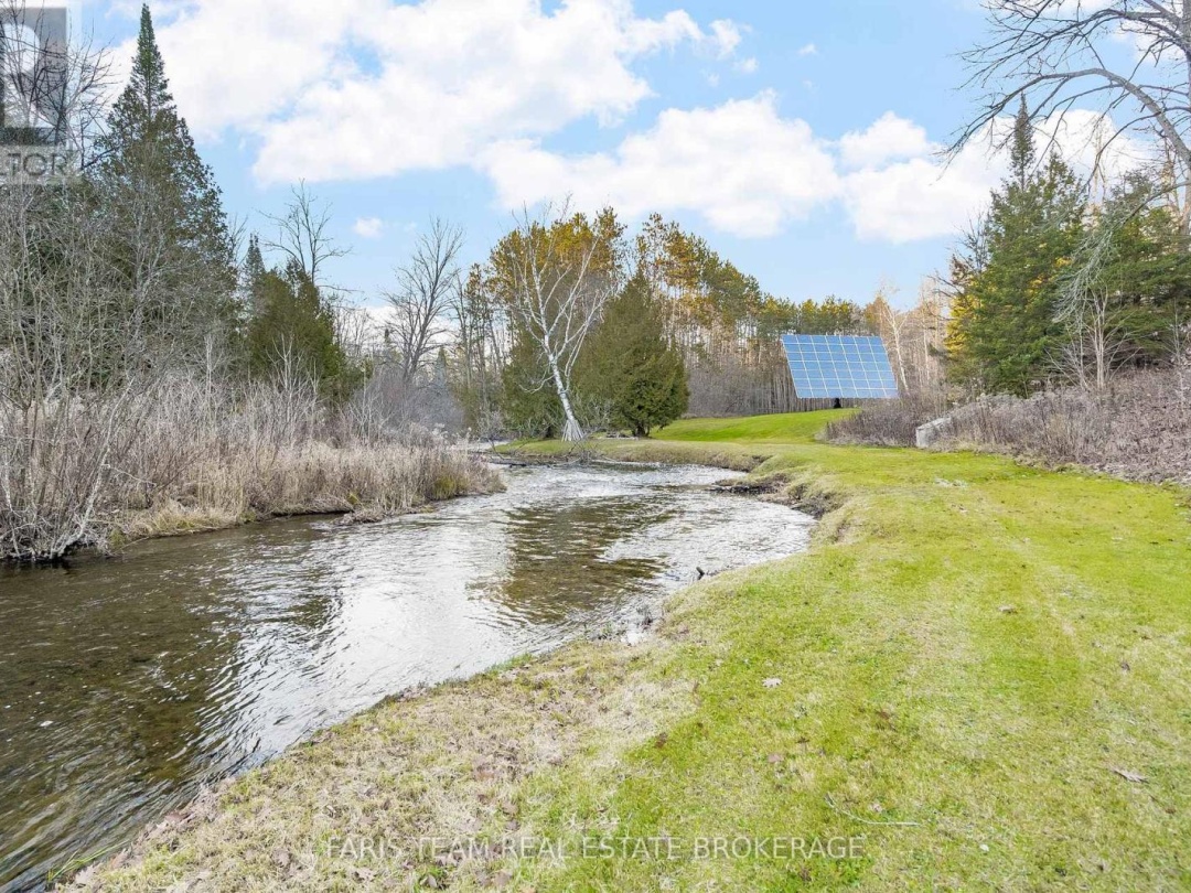 1520 ROSEMOUNT ROAD, Tay