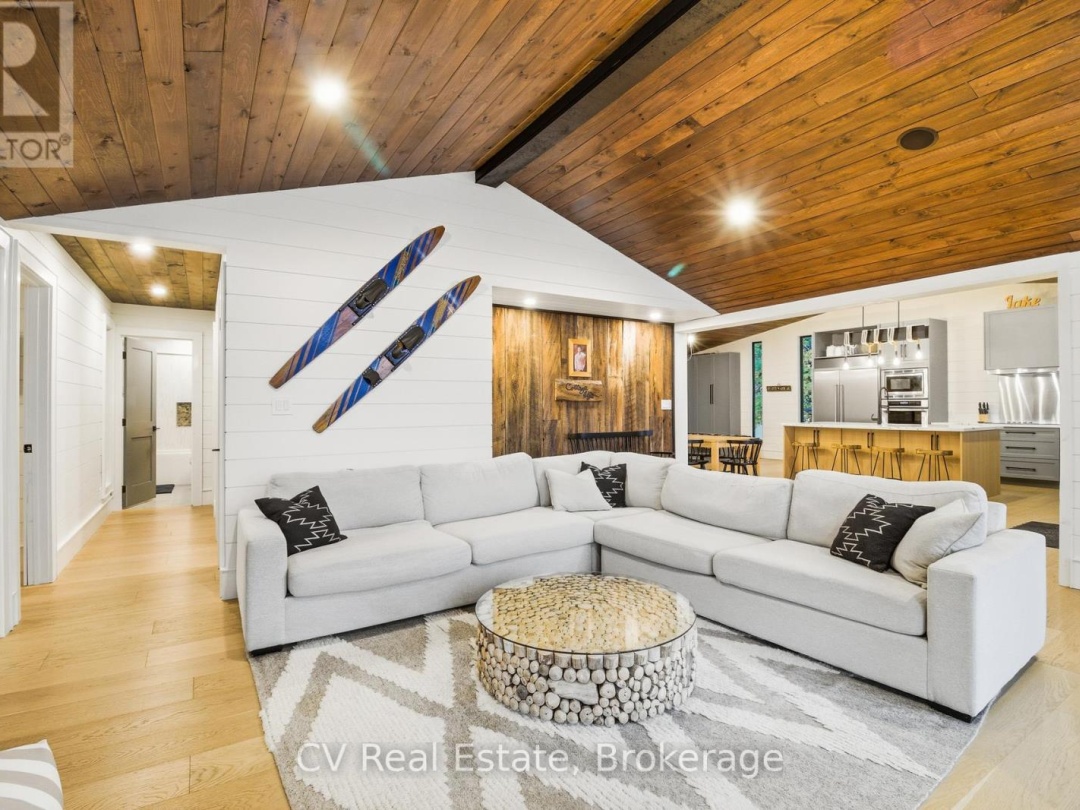 1069 WHITE EAGLE ROAD, Kahshe Lake