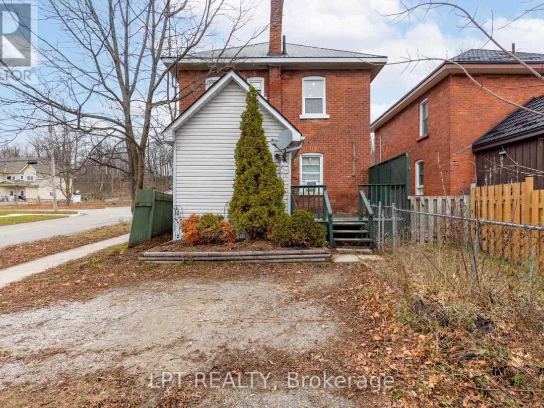 249 HARVEY STREET, Orillia