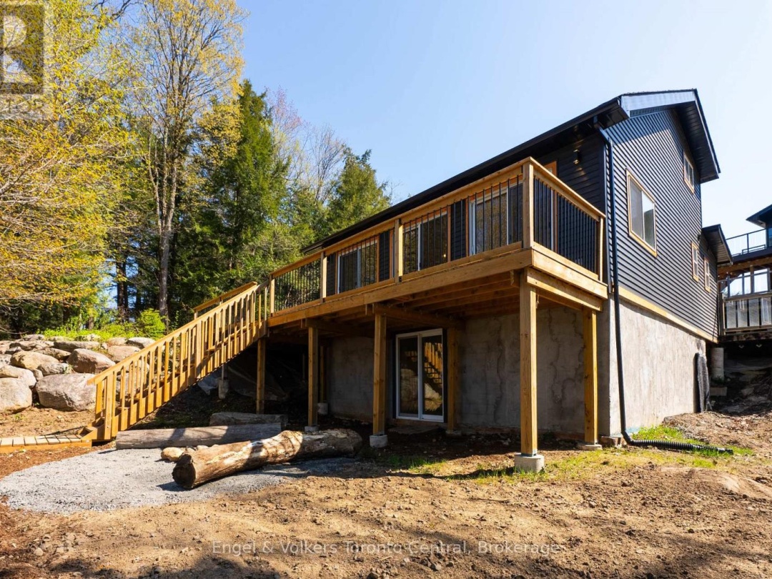 1457 LAKE JOSEPH ROAD, McTaggart Lake