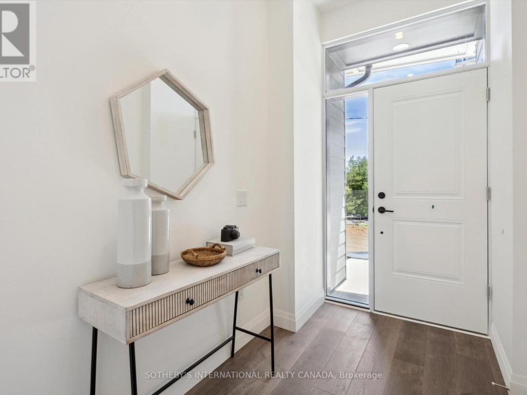 17 - 19B WEST ST N STREET, 