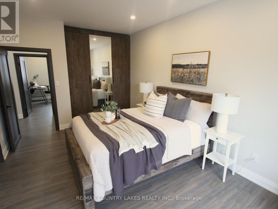 264 MCGUIRE BEACH ROAD, Canal Lake