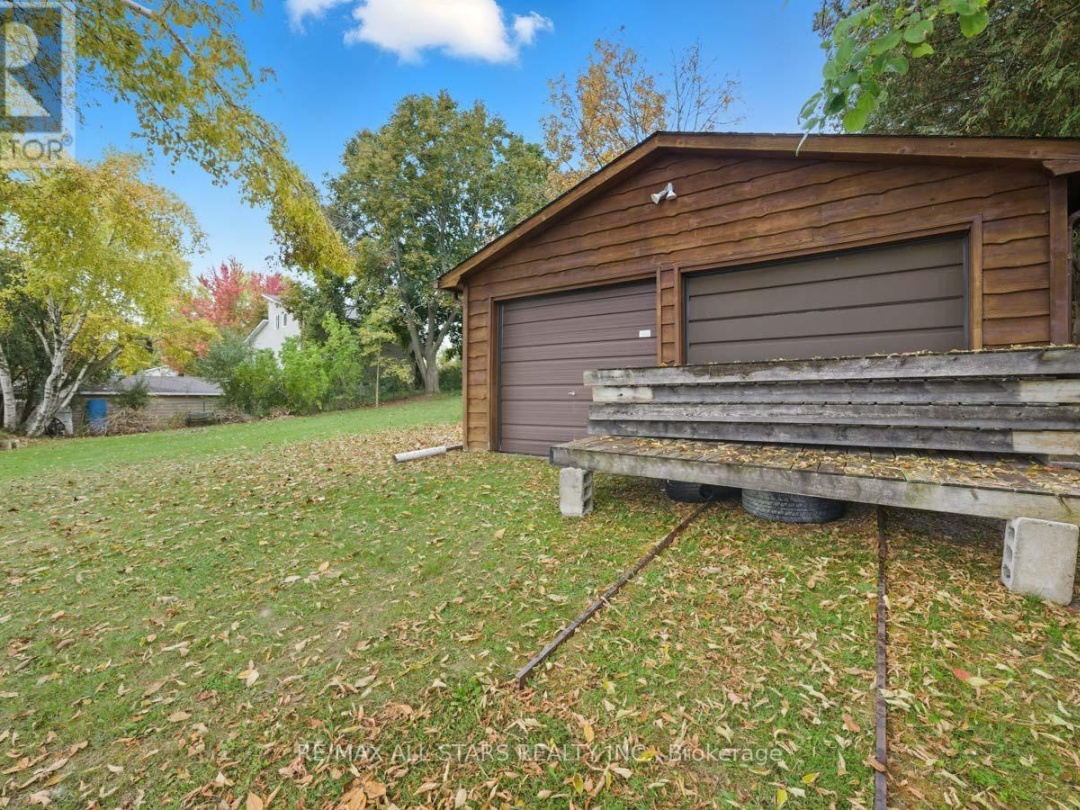 94 PLUM POINT LANE, Lake Scugog