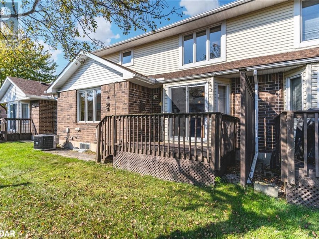 40 MUSEUM Drive Unit# 402, Orillia