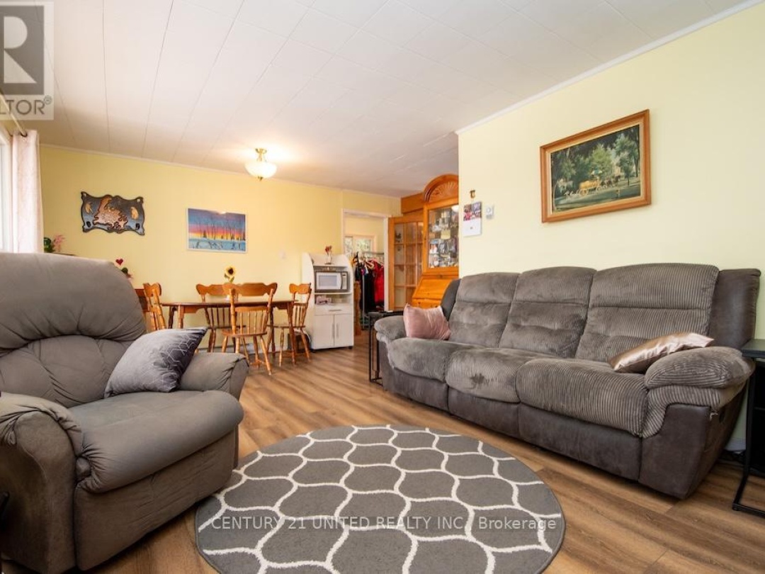 216 GEORGE DRIVE, Kawartha Lakes (Emily)