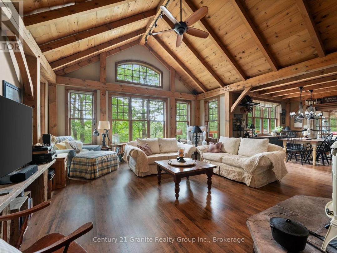 1031 ROTUNDA DRIVE, Contau Lake