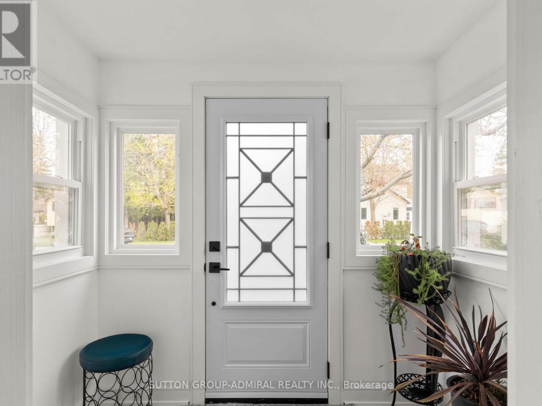 8 SOUTH STREET W, Orillia