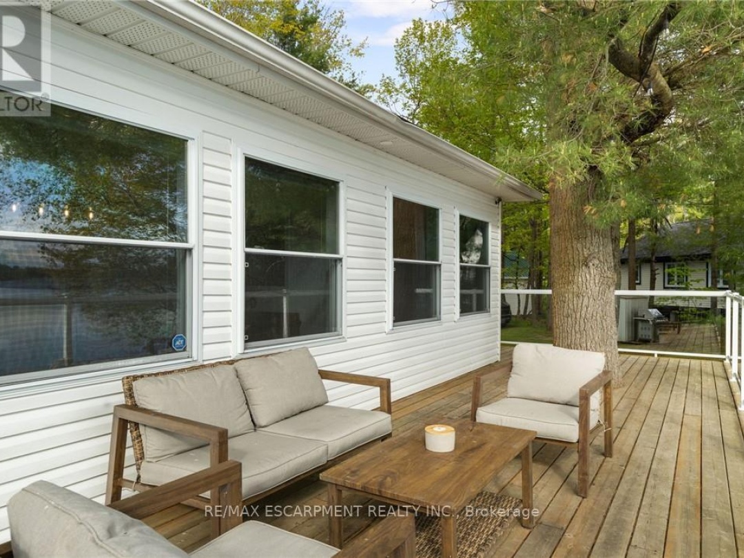 3 - 1166 NORTH SHORE DRIVE, 