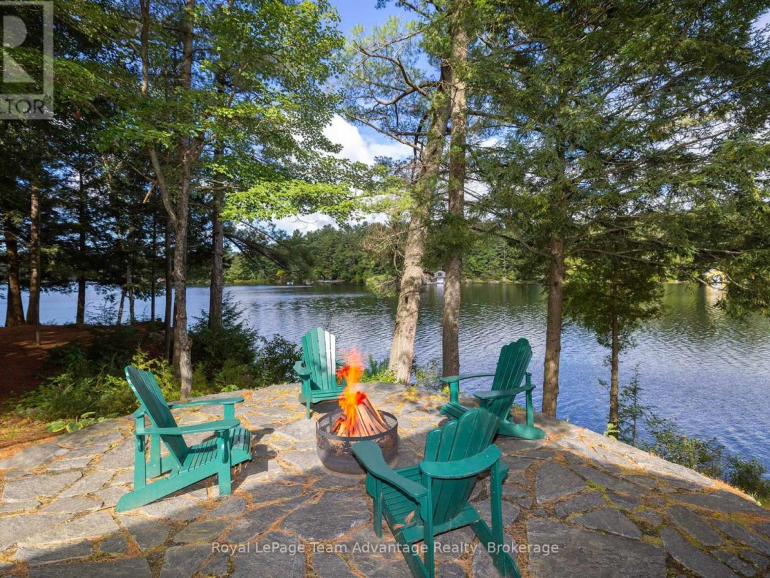 5 FALLINGVIEW TRAIL, 