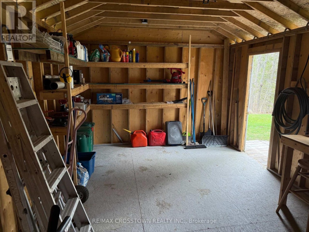 1161 UFFINGTON ROAD, Bracebridge (Draper)