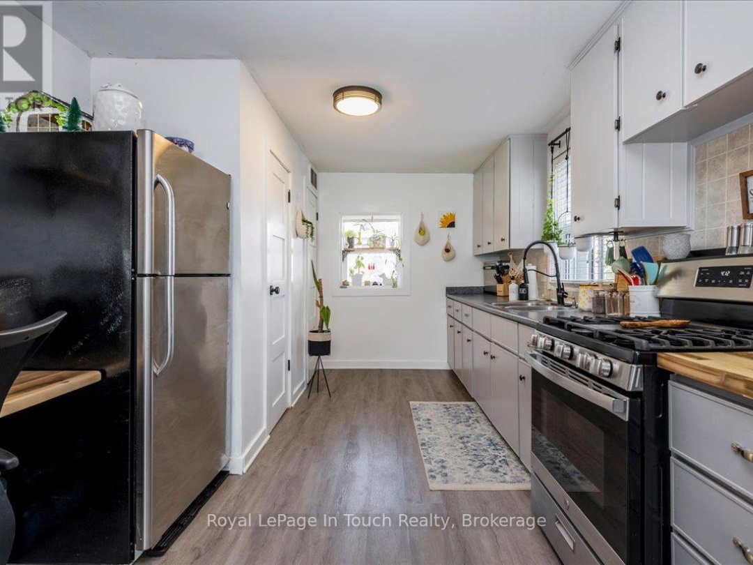 4 GRAY STREET, Severn (Coldwater)