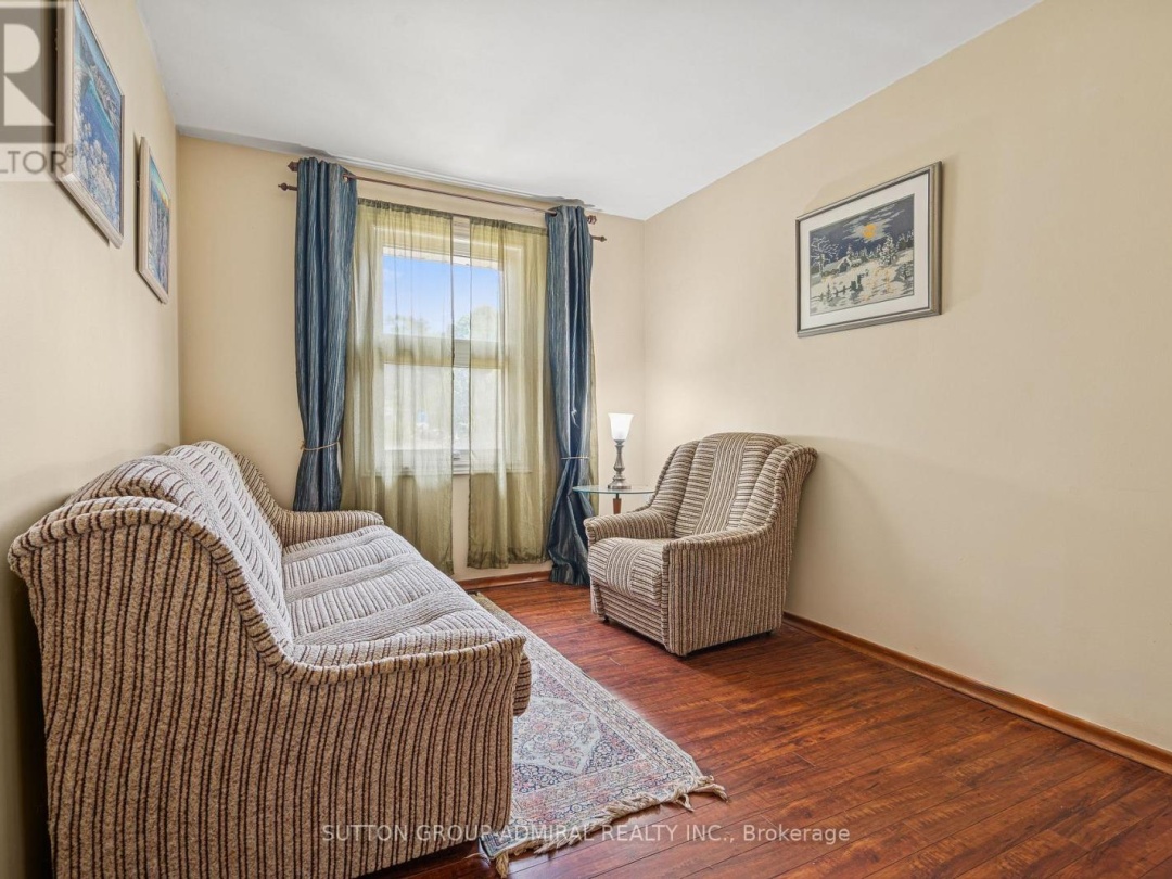 499 YORK STREET, Brock (Beaverton)