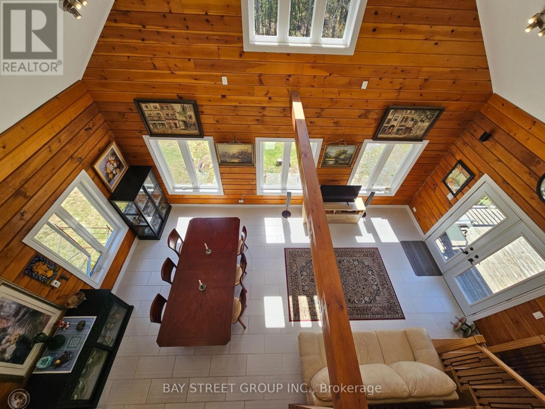 1032 SPRING LAKE ROAD, Bracebridge (Draper)