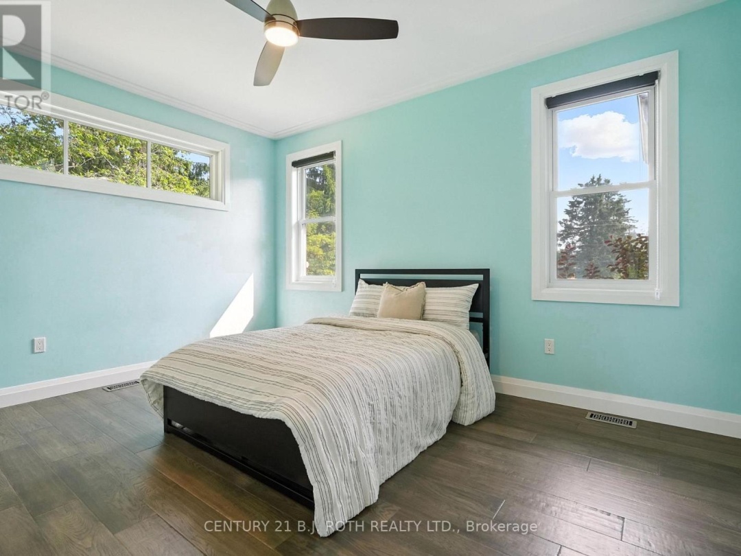 3510 BRENNAN LINE W, 