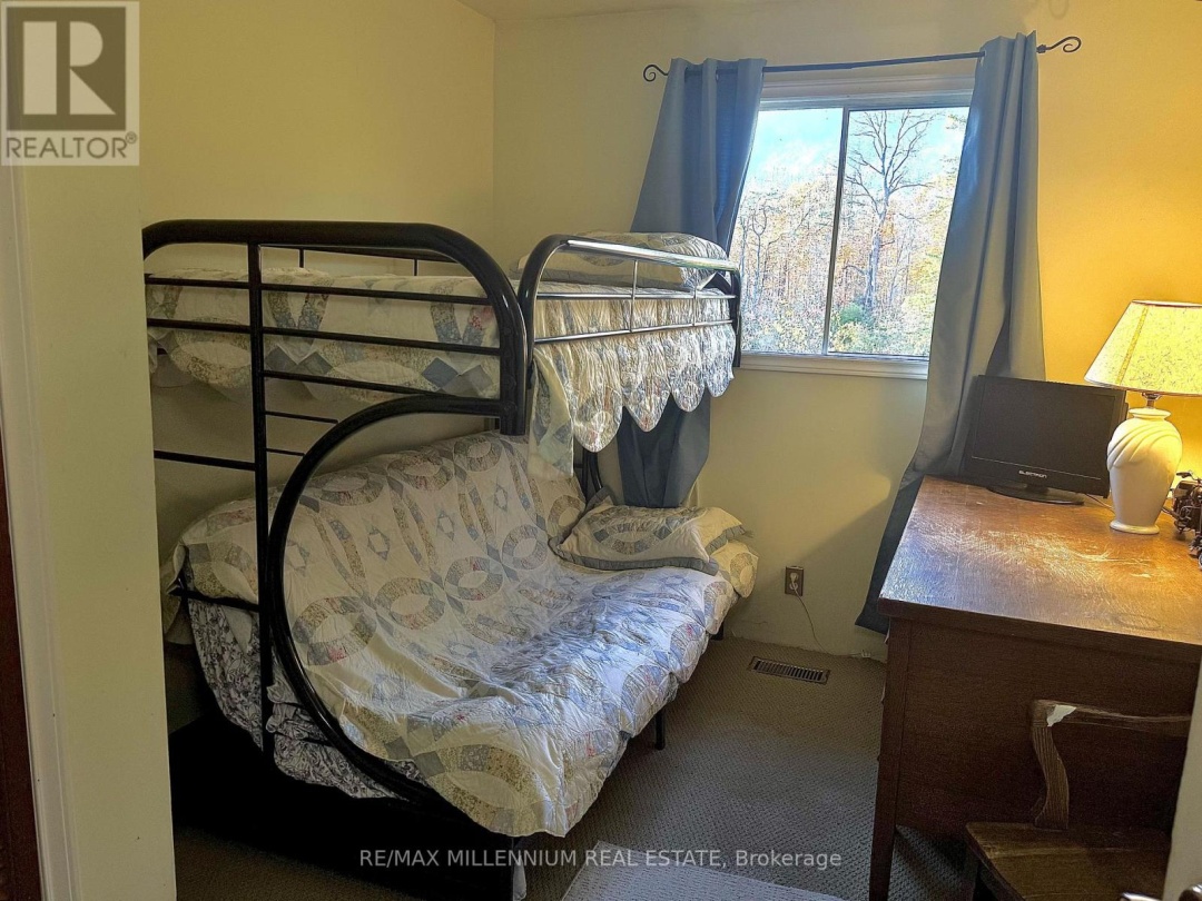 3741 CEDAR RAPIDS DRIVE S, North River