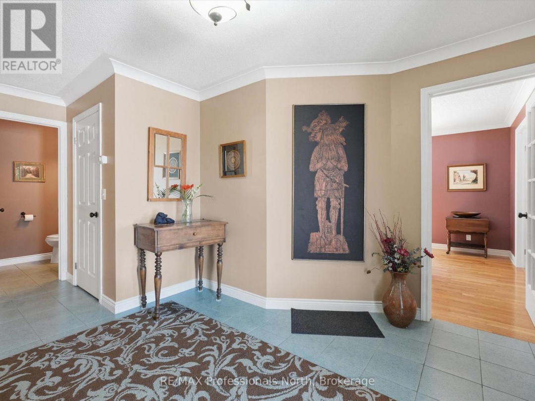 31 THE GRANITE BLUFF, Bracebridge (Macaulay)