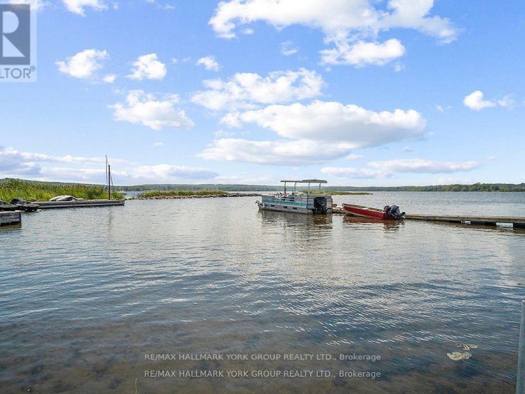 42 LIGHTHOUSE CRESCENT, 