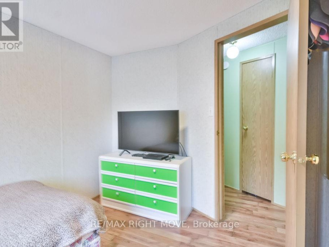 1407 FOX ROAD, Severn