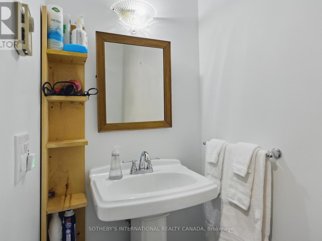 1074 COOKS ROAD, Bass Lake