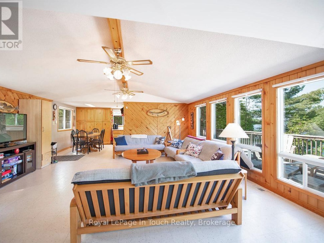285 CROOKED BAY ROAD, Georgian Bay (Baxter)