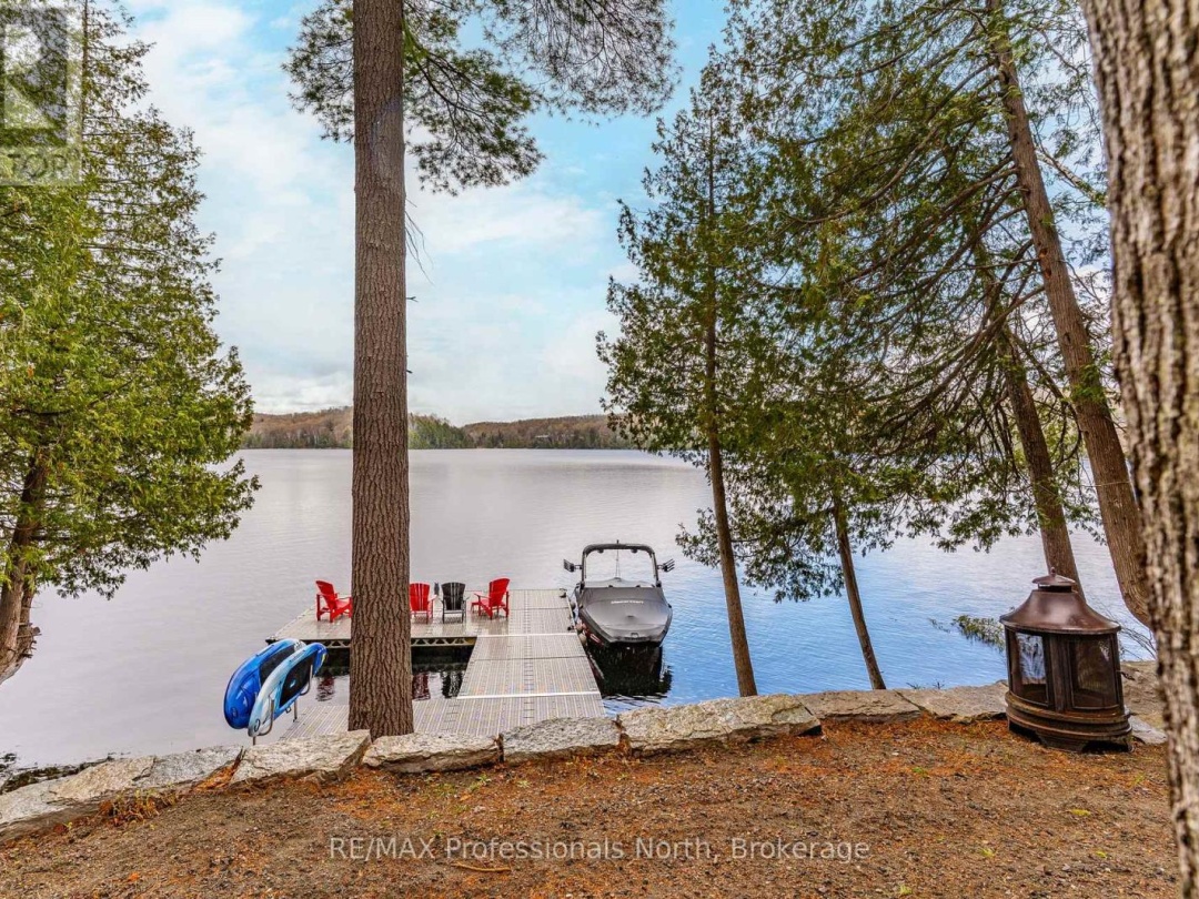 3179 TRAPPERS TRAIL, Miskwabi Lake