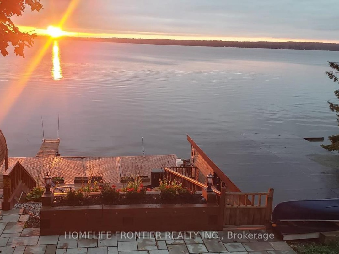 6 LAKEVIEW PARK ROAD, Sturgeon Lake