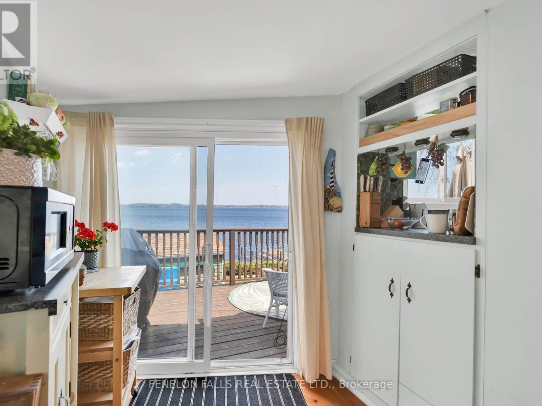39 BAYVIEW ROAD, Cameron Lake