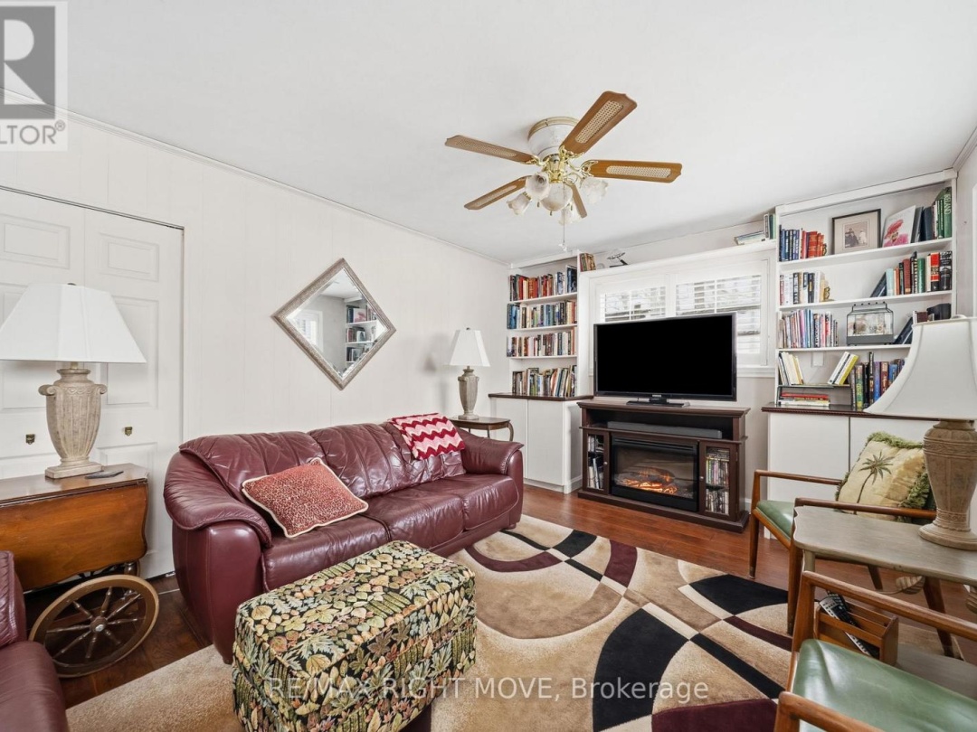 220 BELMORAL DRIVE, Orillia